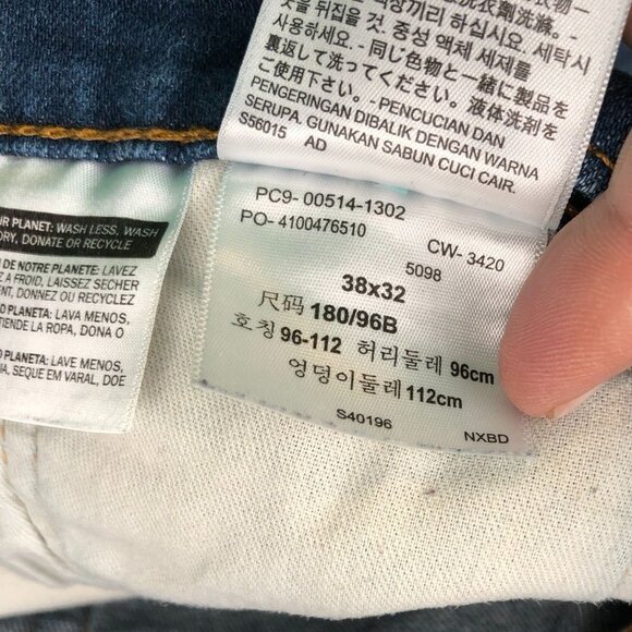 Levi's Men's Jeans Size 38x32 514 Straight Classic Blue Denim Casual Pockets - Picture 12 of 15